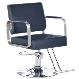 Крісло Гранд перукарське чорного кольору Крісло Гранд перукарське чорного кольору в Одессе от магазина «Оникс»